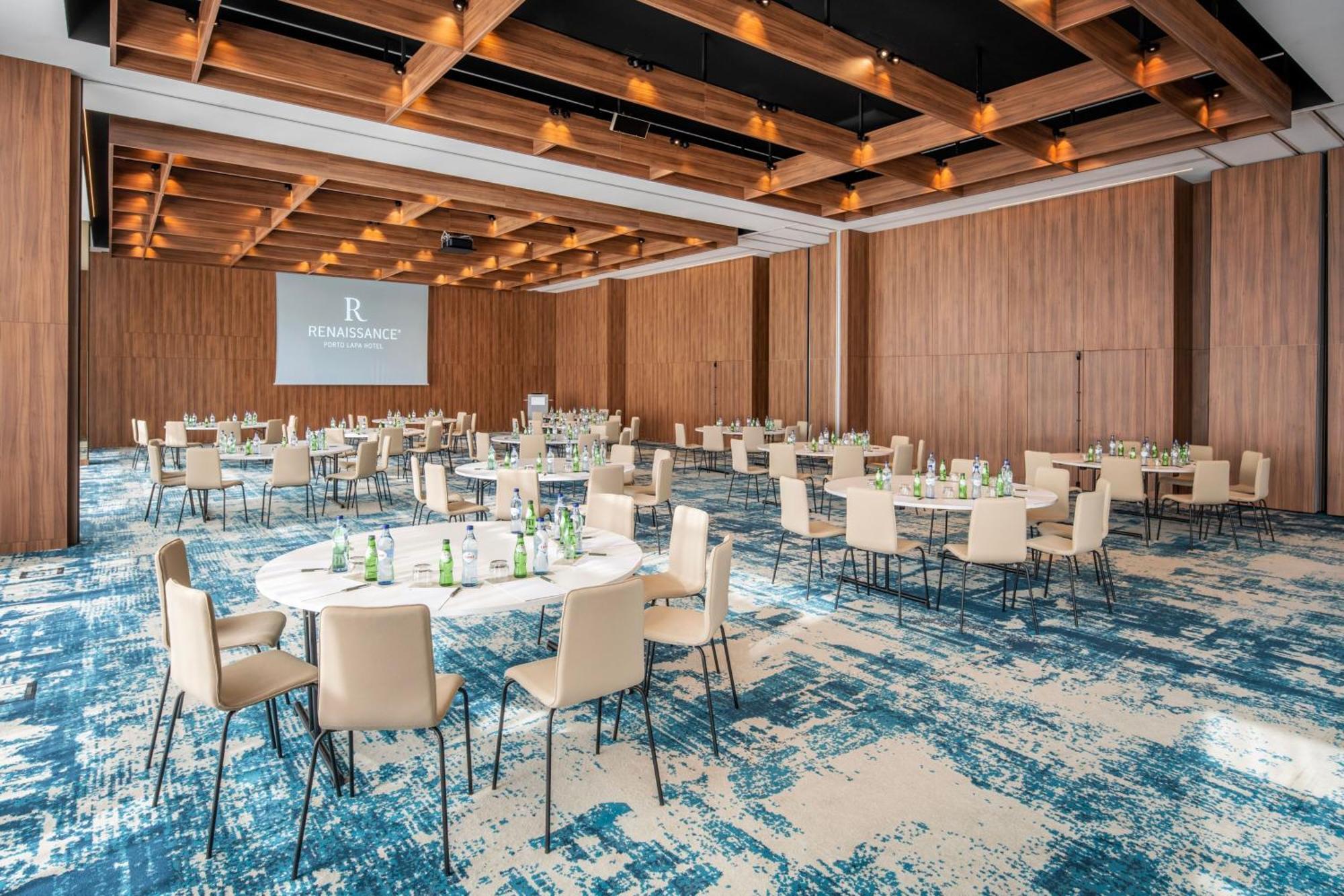 Renaissance Porto Lapa Hotel Luaran gambar Meeting room