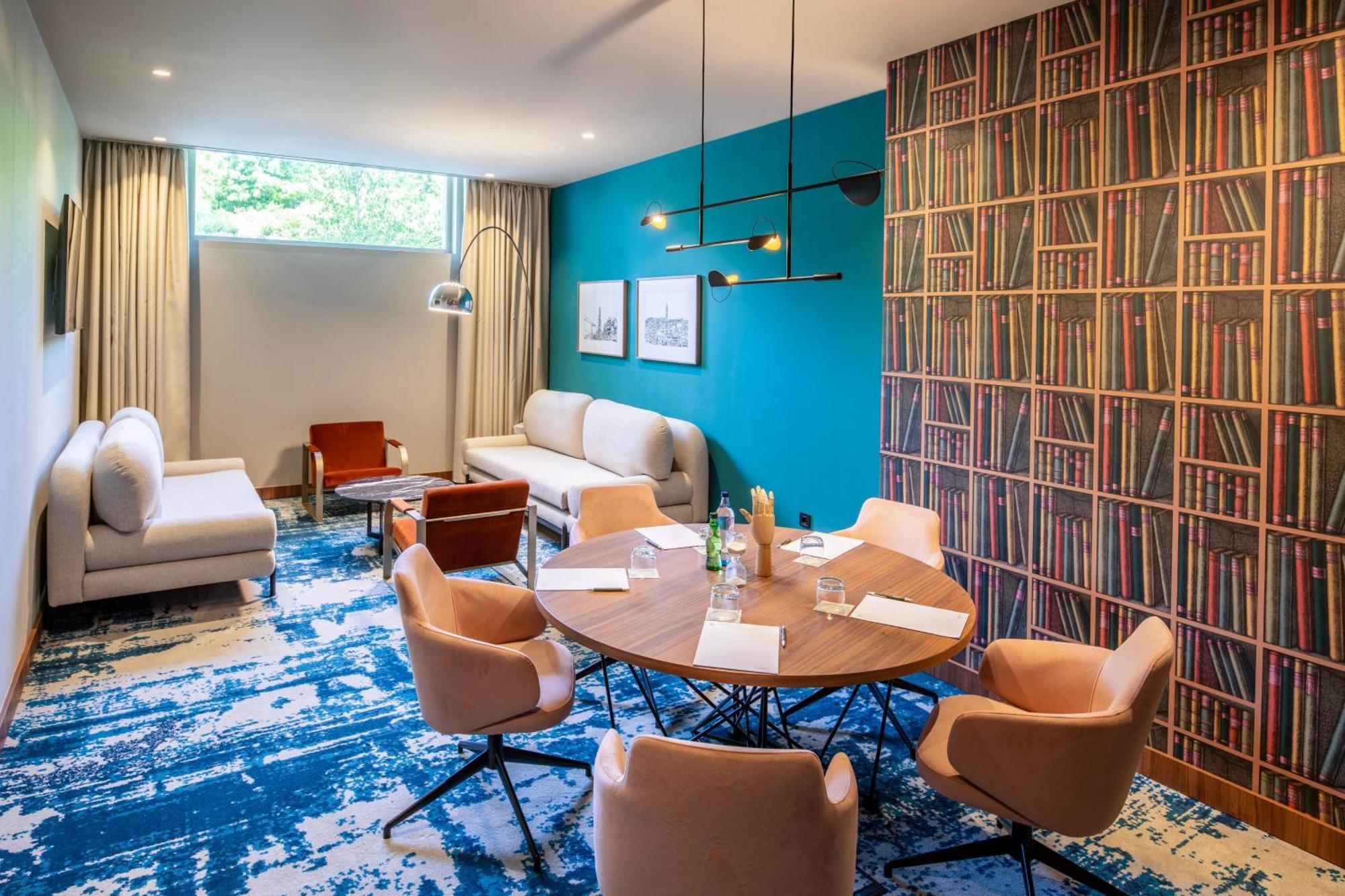 Renaissance Porto Lapa Hotel Luaran gambar The Library at the Hotel